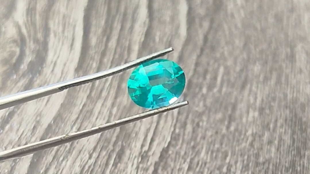 "Stunning Lab Grown Paraiba - 3.40 cts, 8x10mm Oval Cut  Vivid Neon Blue Color"