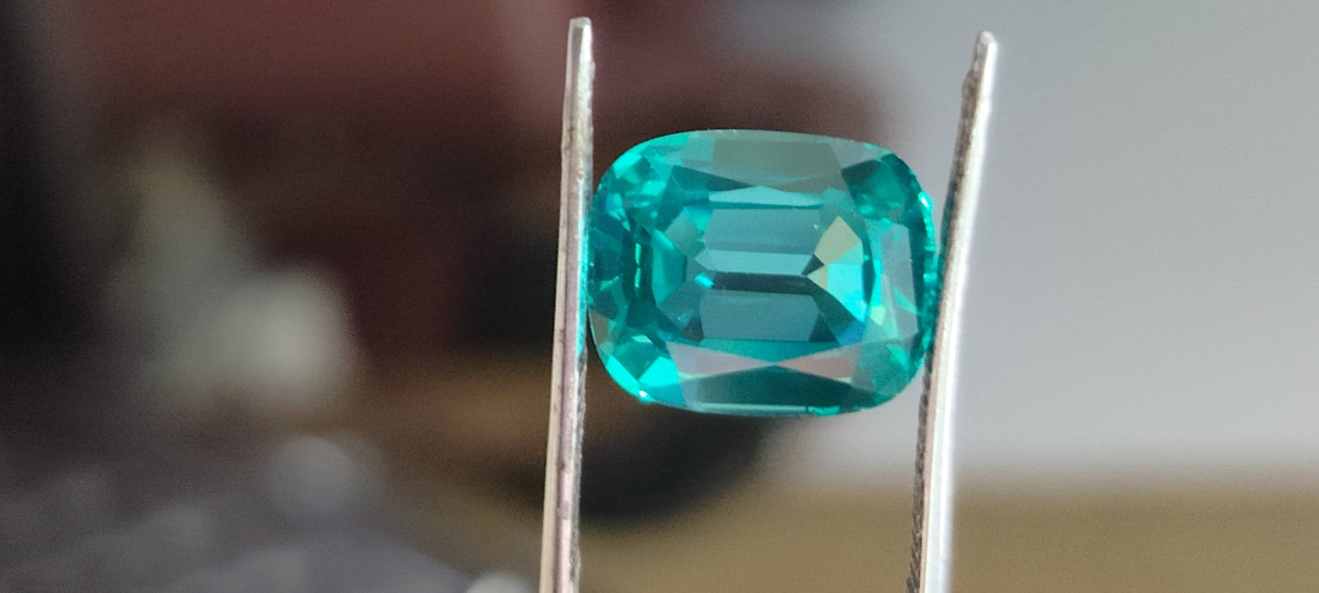 "Stunning Lab Grown Paraiba - 8.25cts, 10×12mm Cushion Cut  Neon Blue Color"