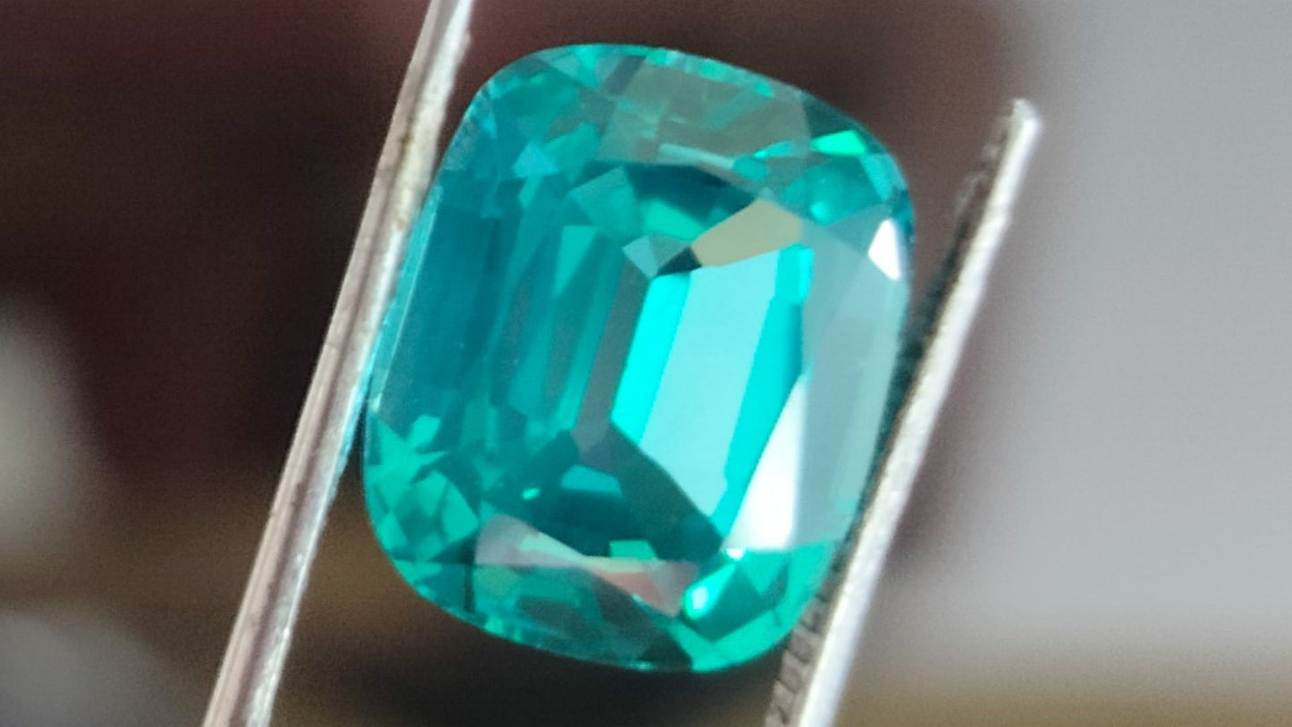 "Stunning Lab Grown Paraiba - 8.25cts, 10×12mm Cushion Cut  Neon Blue Color"